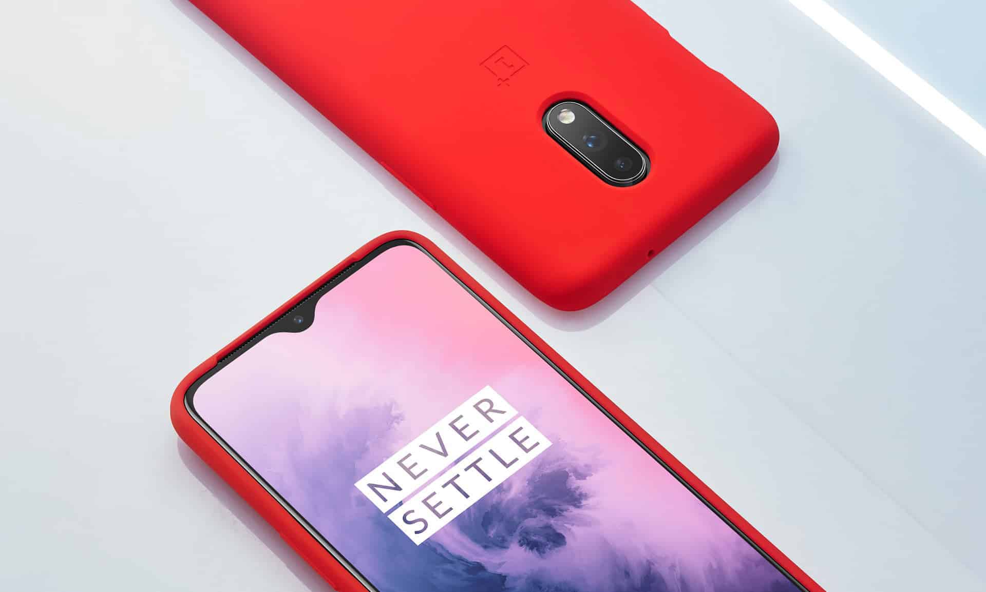 OnePlus 7 Silicone Protective Case Red 4