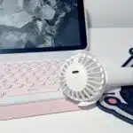 WiWU Bubble Wi-FS08 Handheld Fan - Image 2