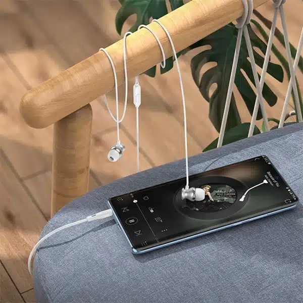 Hoco M106 3.5mm Metal Earphone with Mic