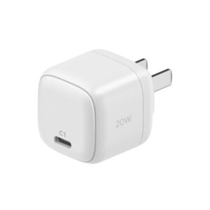 AC input : 100-240V, 50/60Hz, 0.7A max Charging port : USB-C x1 Maximum power : PD 20W (5.0V⎓3.0A, 9.0V⎓2.22A, 12.0V⎓1.67A) Safety certification : CE, RoHS Material : PC & ABS high heat resistance UL94V0 Dimensions : 56.8 x 46.5 x 50mm Weight : 44g Product code : UM68CN