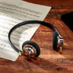 ROSESELSA Distant Mountain Retro-Style Wired Headphones - Image 3